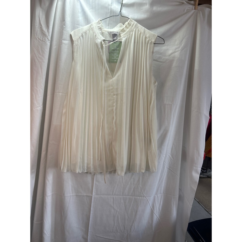 H&M Sleeveless Pleated Blouse Ivory Cream Tie Neck Business Casual Top